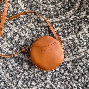 PORTLAND LEATHER Small Circle Crossbody Bag